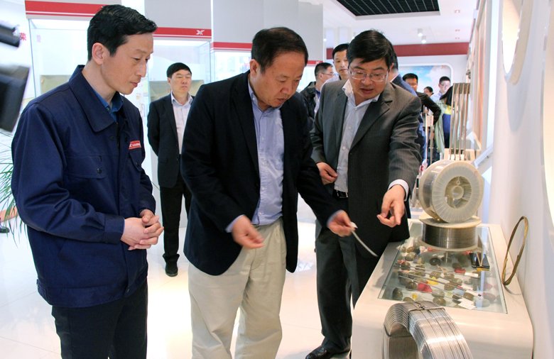 江蘇省產(chǎn)業(yè)技術(shù)研究院副院長李世收一行蒞臨我司參觀指導(dǎo)